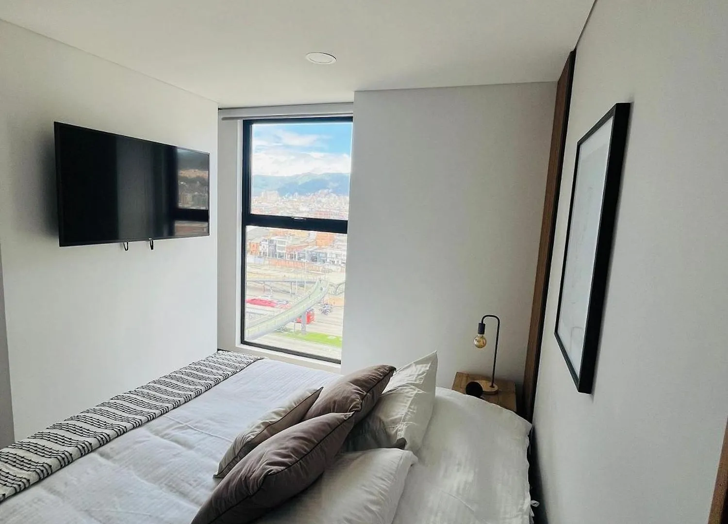 U-Go Edificio Manzana 3 Al Lado Del Movistar Arena, El Camping Y Parque Simon Bolivar Bogotá Colombia