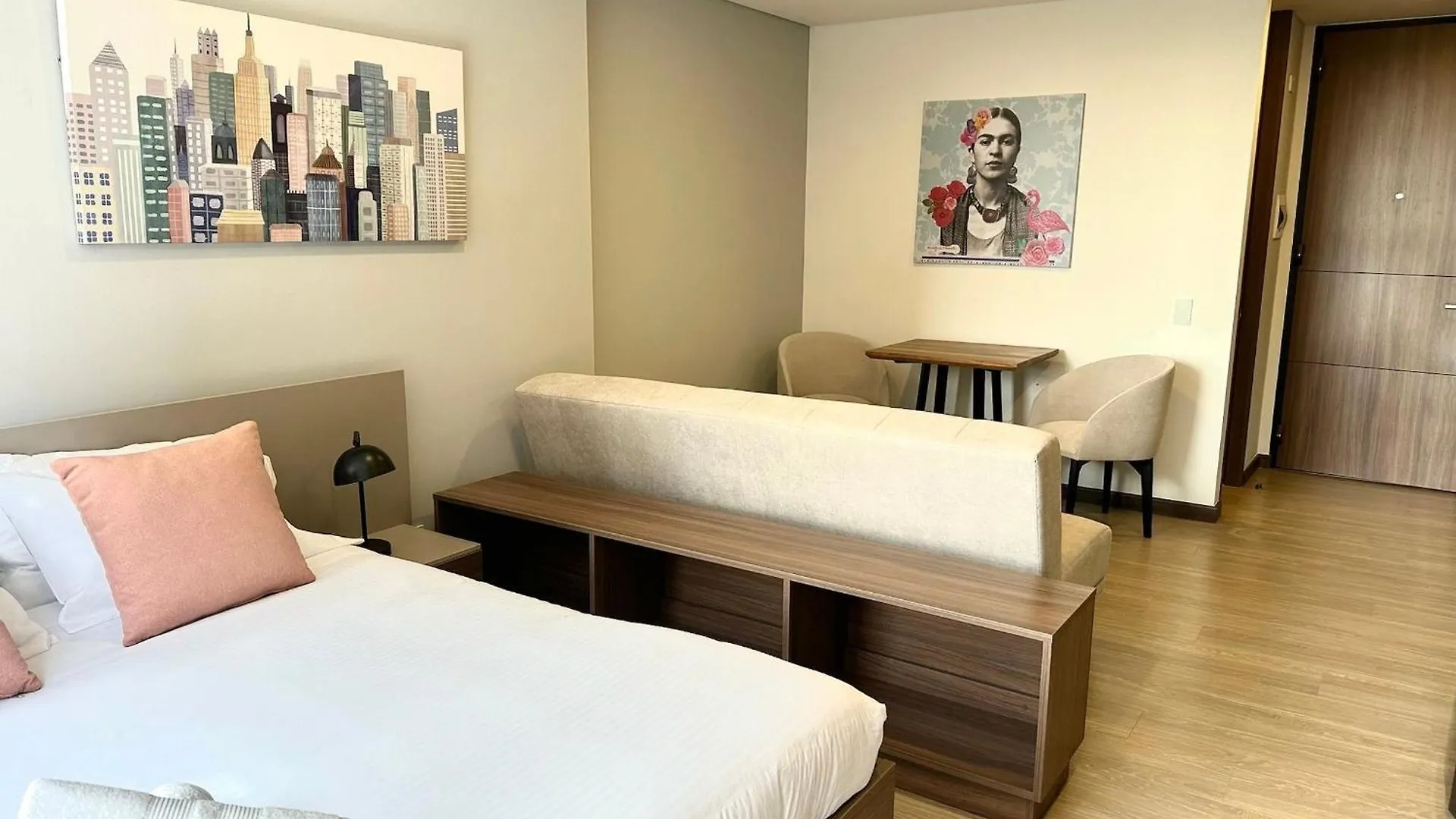 U-Go Edificio Manzana 3 Al Lado Del Movistar Arena, El Camping Y Parque Simon Bolivar Μπογκοτά 0*,